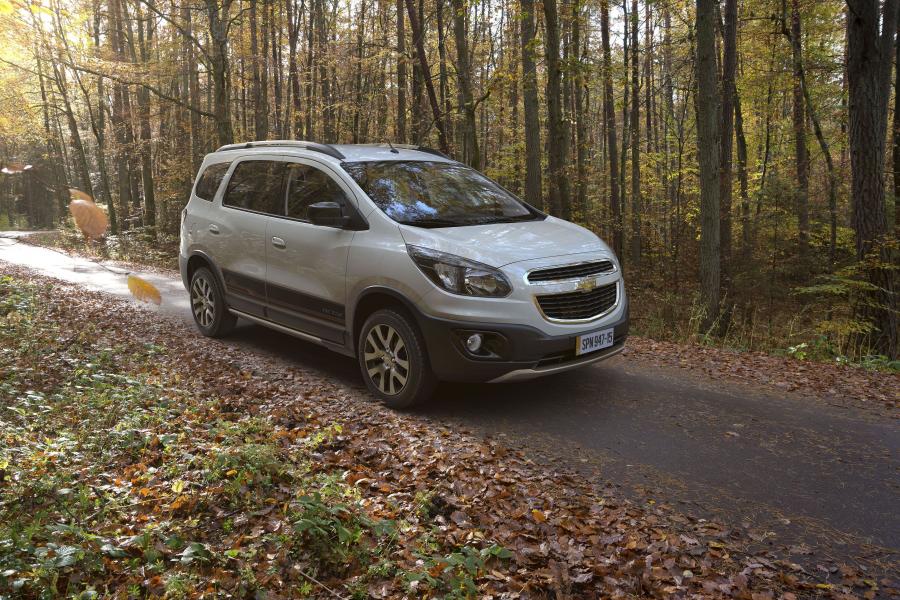  Chevrolet Spin Activ 2014 года  (фото 1 из 16)